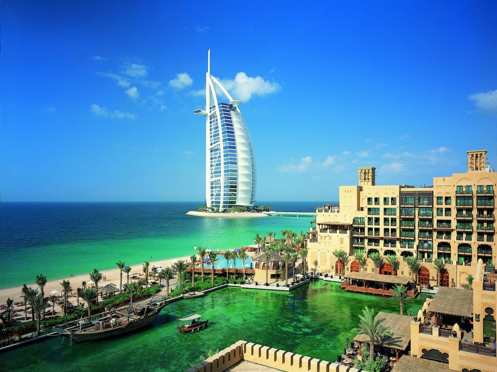 DAZZLING DUBAI